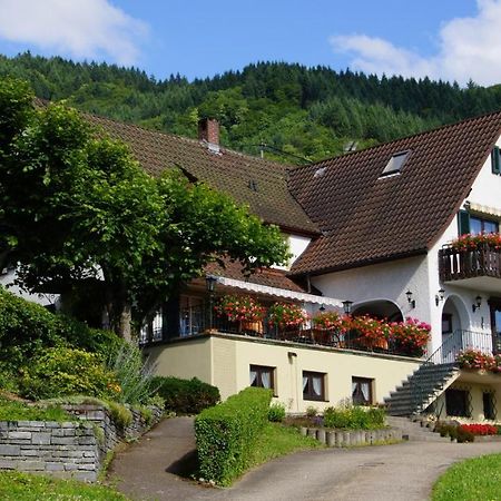 Landgasthof Gruener Baum Баденвайлер Экстерьер фото